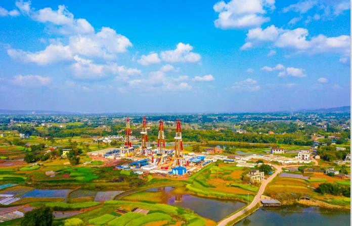 西南油氣田公司頁巖氣日產(chǎn)量超4000萬方！再創(chuàng)歷史新高